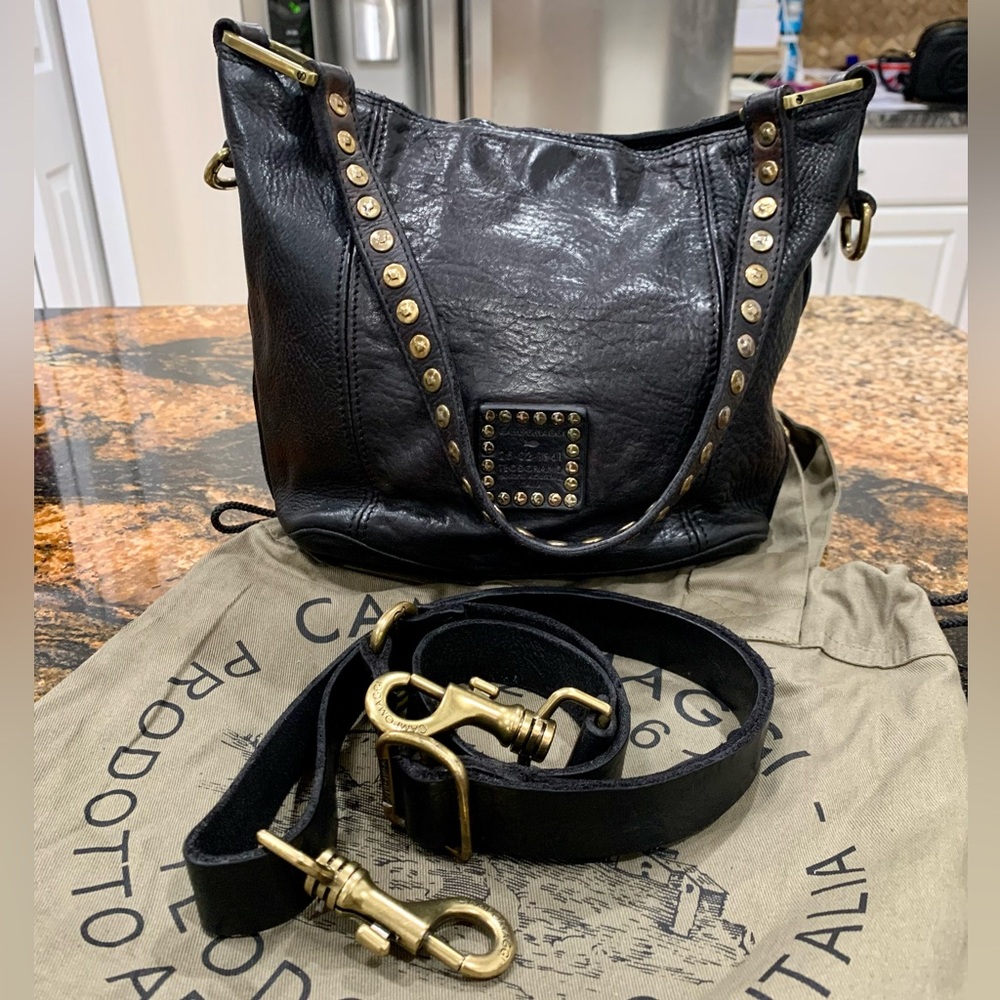 Campomaggi leather bucket bag with crossbody strap- EUC!!